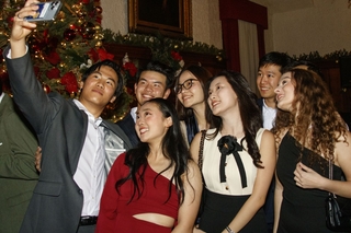 Stilesians taking a group selfie at the gala